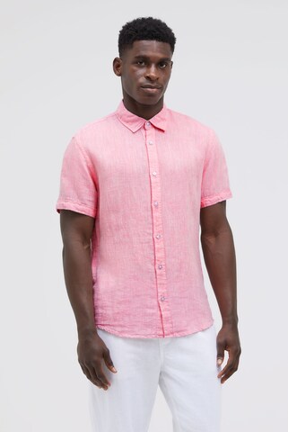 CAMP DAVID Slim fit Button Up Shirt in Pink: front