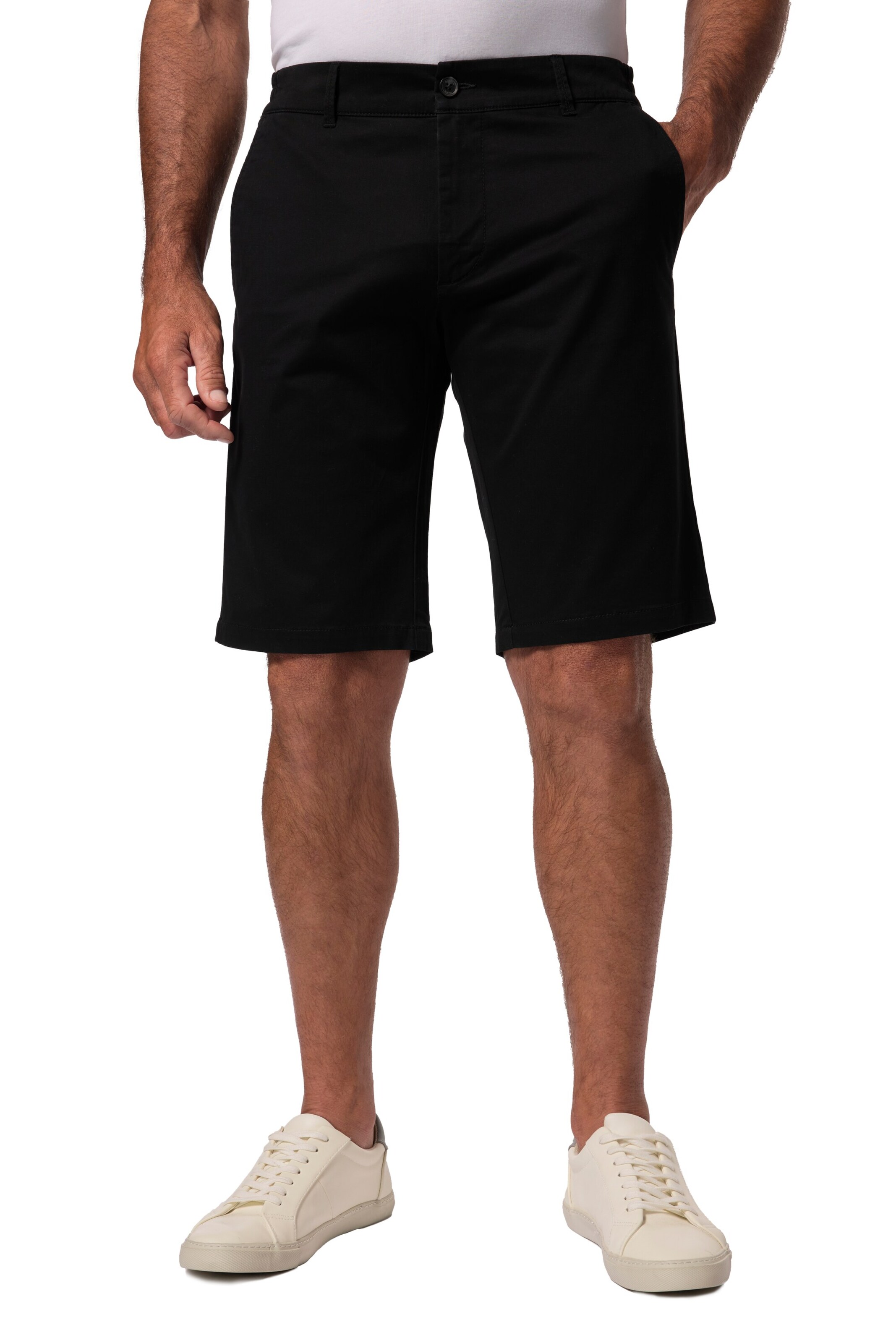 Boston Park Regular Trousers in Black: front