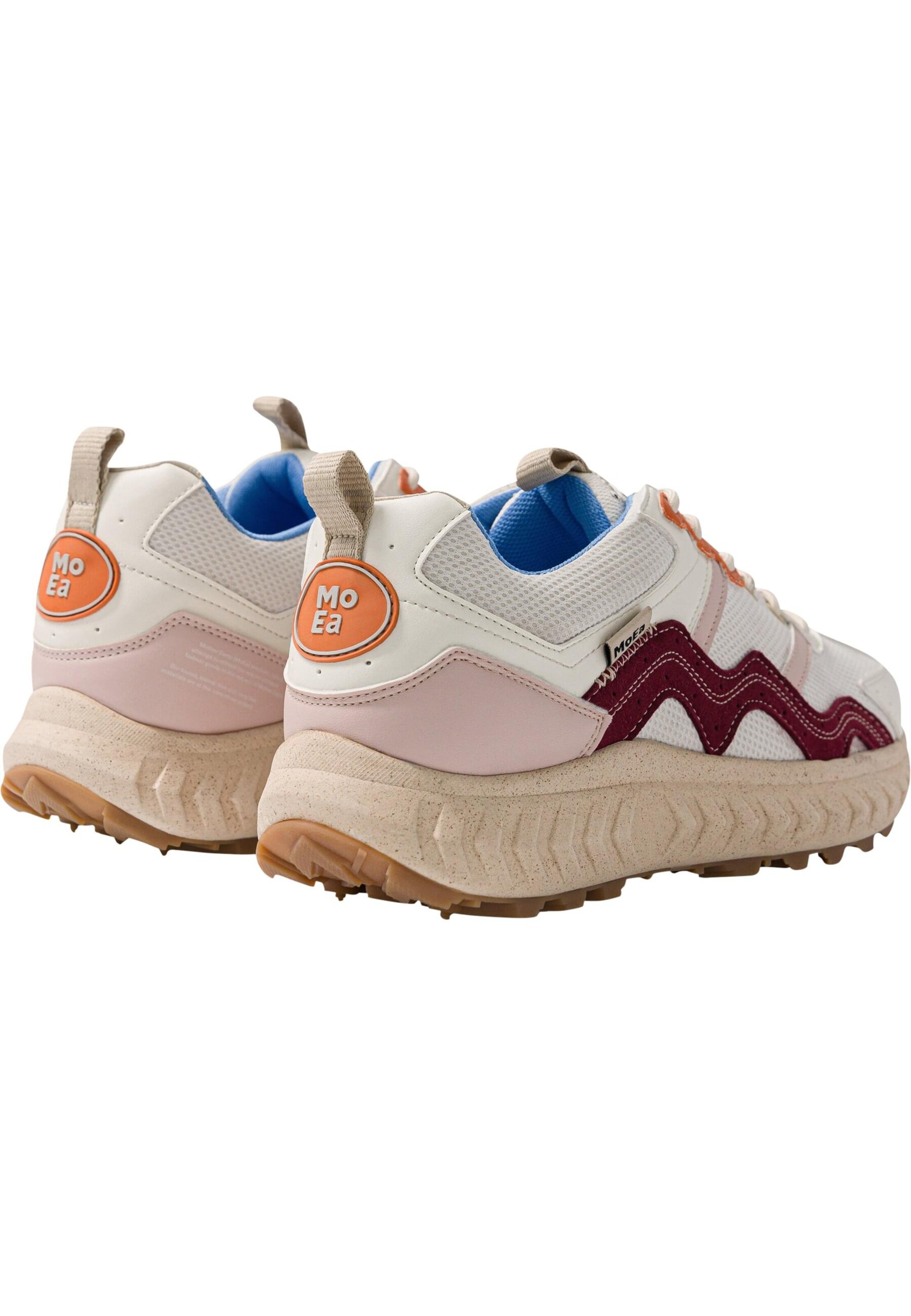 Sneaker bassa 'Gen7 - All In Coral' di MoEa in bianco