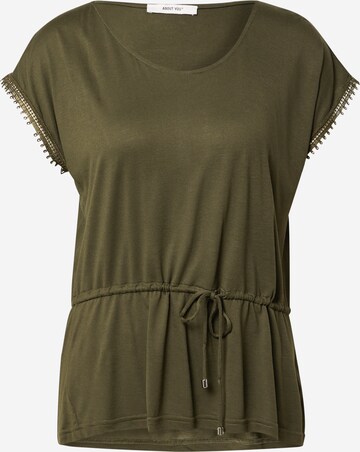 ABOUT YOU Shirt 'Inge' in Green: front