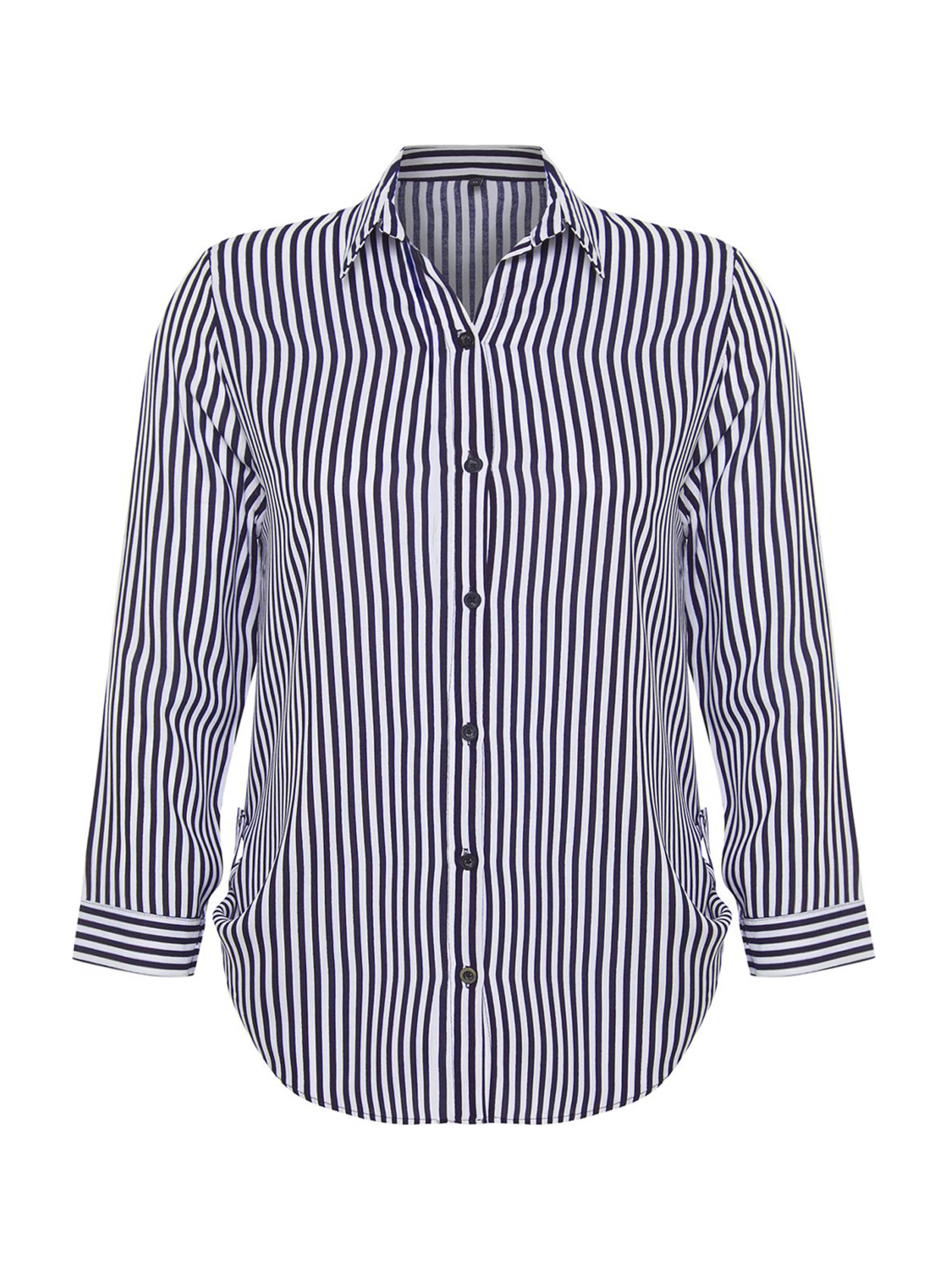 Trendyol Curve Blouse in Blauw: voorkant