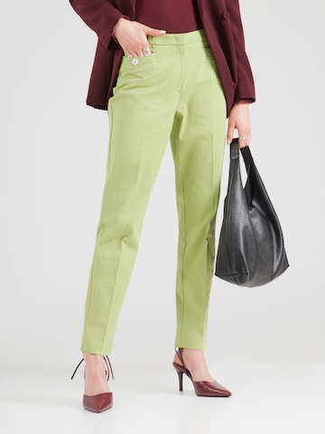 MORE & MORE Regular Hose 'HEDY' in Grün: Vorderseite