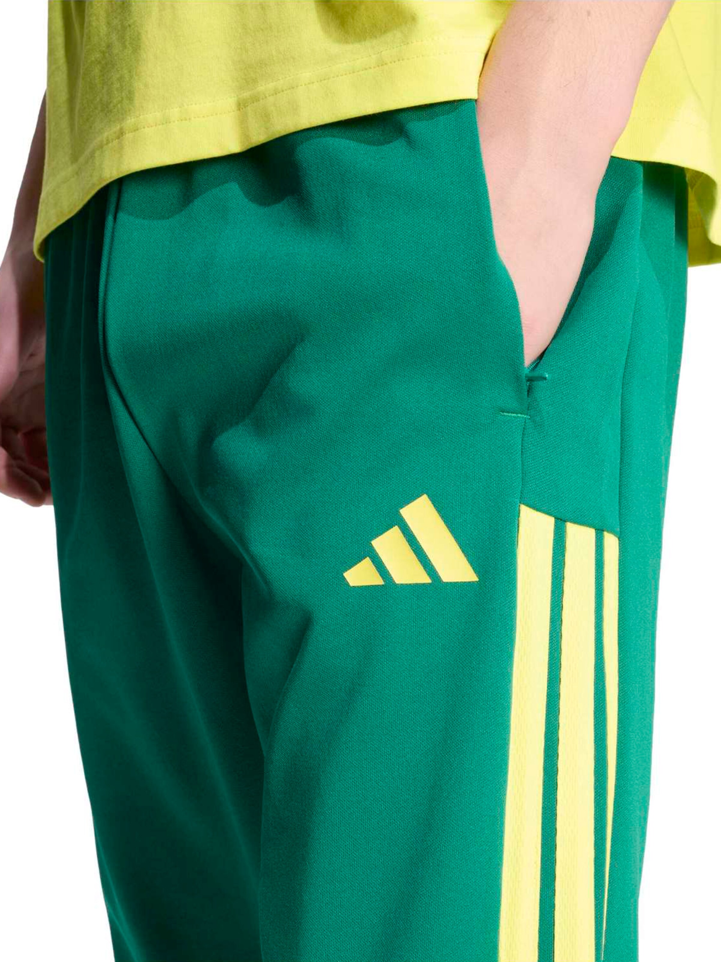 Regular Pantalon de sport 'TIRO' ADIDAS SPORTSWEAR en vert