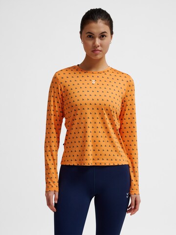 Hummel Performance shirt in Orange: front