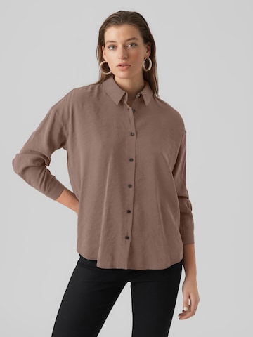 VERO MODA Blouse 'QUEENY' in Bruin: voorkant