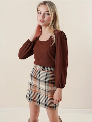 Bigdart Blouse in Bruin