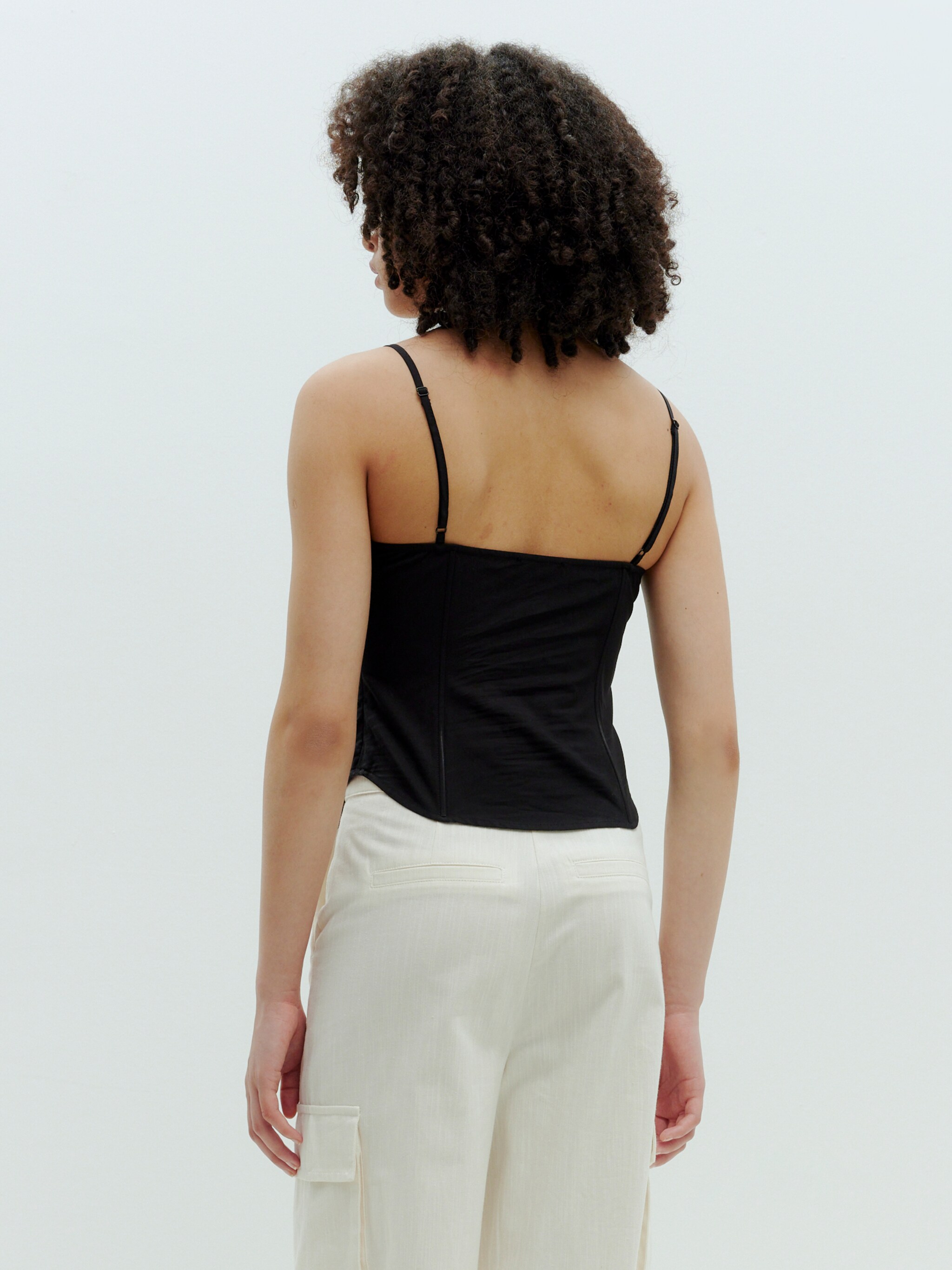 EDITED Produits Haut 'Sabeth' noir