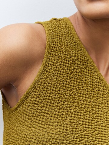 Next Top in Green