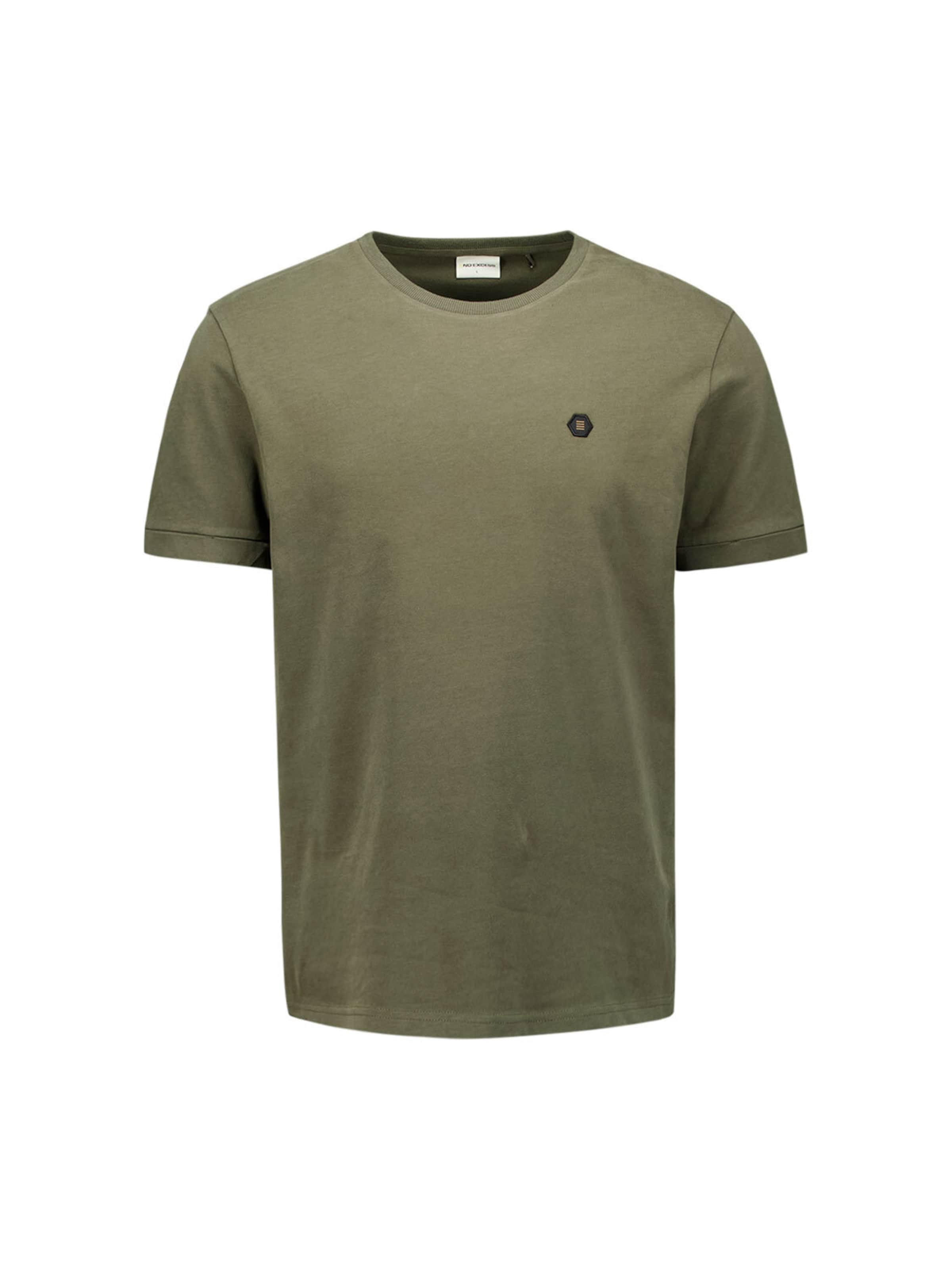 No Excess Shirt in Green: front