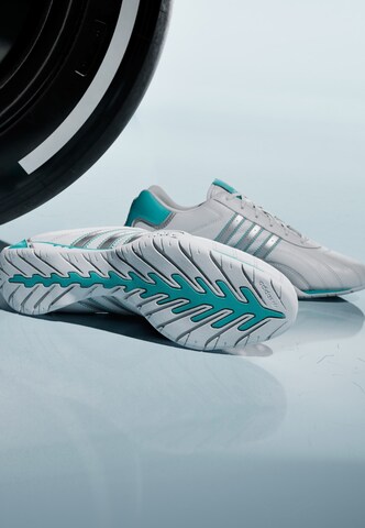 ADIDAS ORIGINALS - Zapatillas deportivas bajas 'Adiracer Mercedes Amg Petronas F1 Team' en blanco