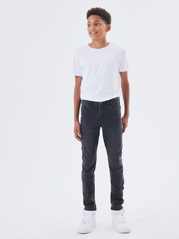 NAME IT Slimfit Kavbojke 'Silas' | črna barva: sprednja stran