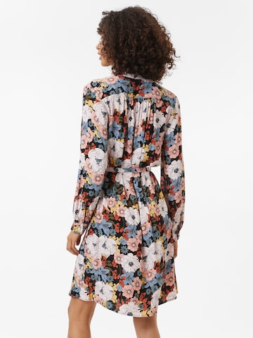 Robe-chemise 'Sylvia' SOAKED IN LUXURY en mélange de couleurs