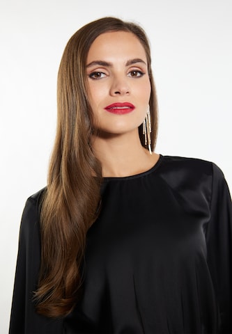 faina - Blusa em preto