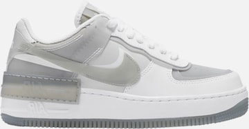 Baskets basses 'Air Force 1 Shadow SE' NIKE en gris : devant