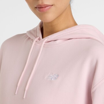 new balance Sweatshirt 'Essentials' in Roze