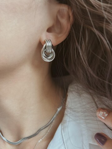 Kamakula Earrings 'Love Knot' in Silver