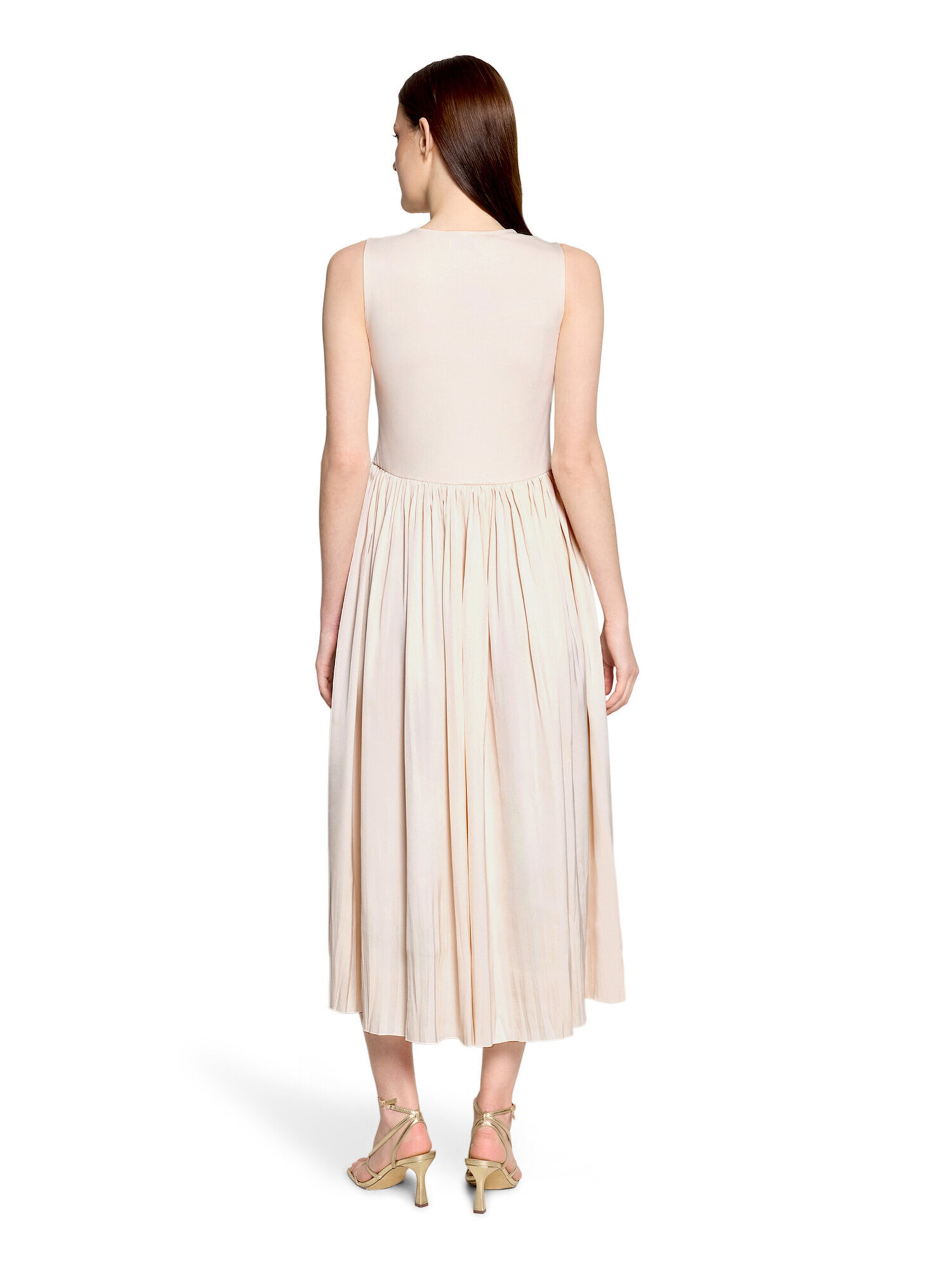 Vera Mont Evening dress in White