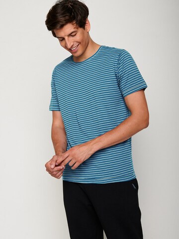 GREENBOMB Shirt in Blue: front