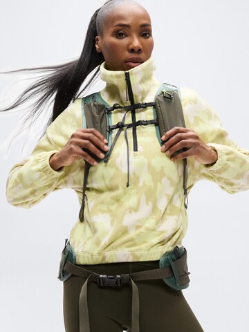 THE NORTH FACE - Jersey deportivo 'MOUNTAIN ATHLETICS' en amarillo