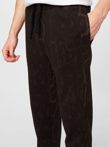 HUGO - Tapered Calças 'Danther' em castanho