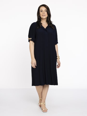 Yoek Shirt Dress in Blue