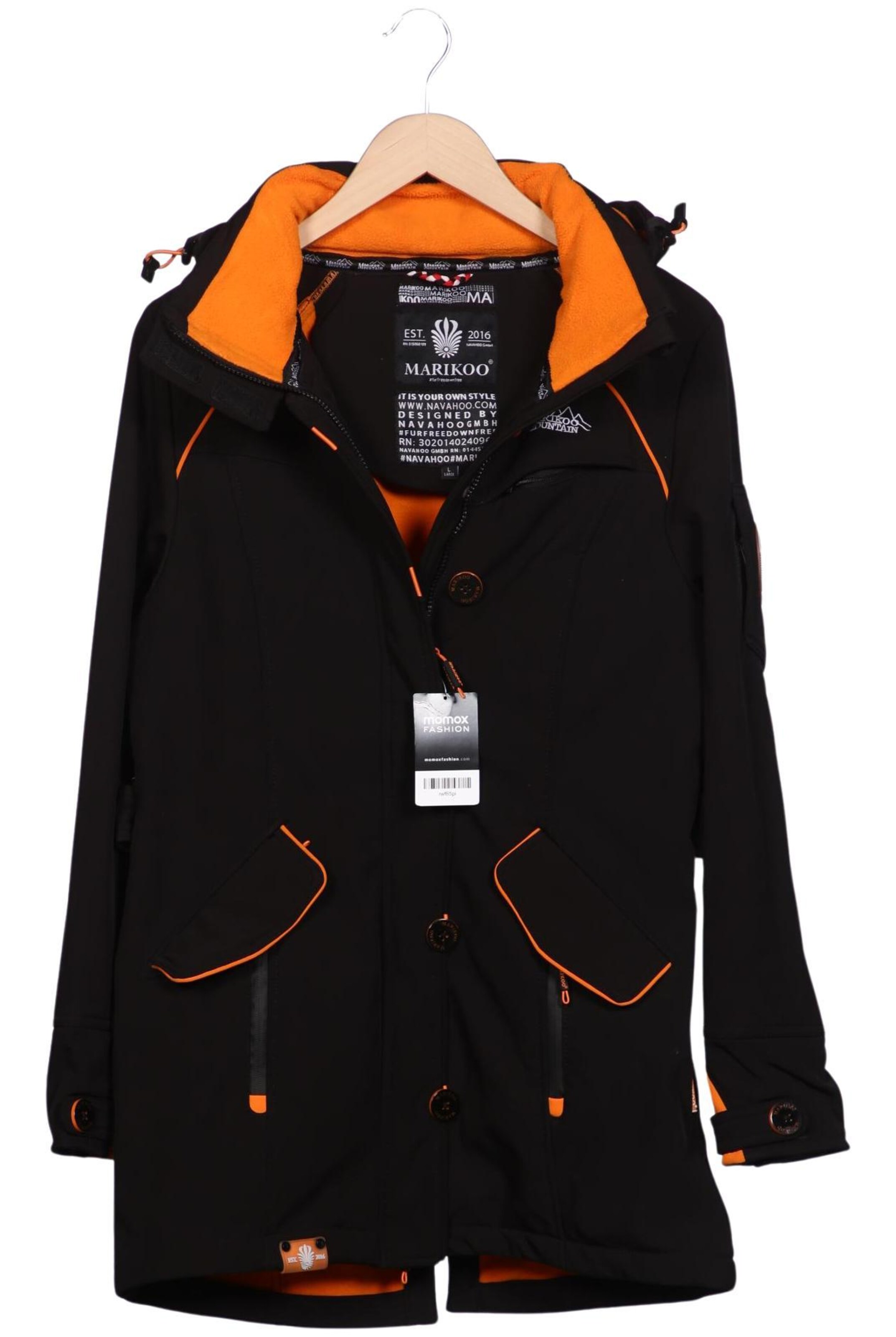 MARIKOO Jacket & Coat in L in Black: front