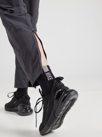 NIKE regular Παντελόνι φόρμας σε μαύρο