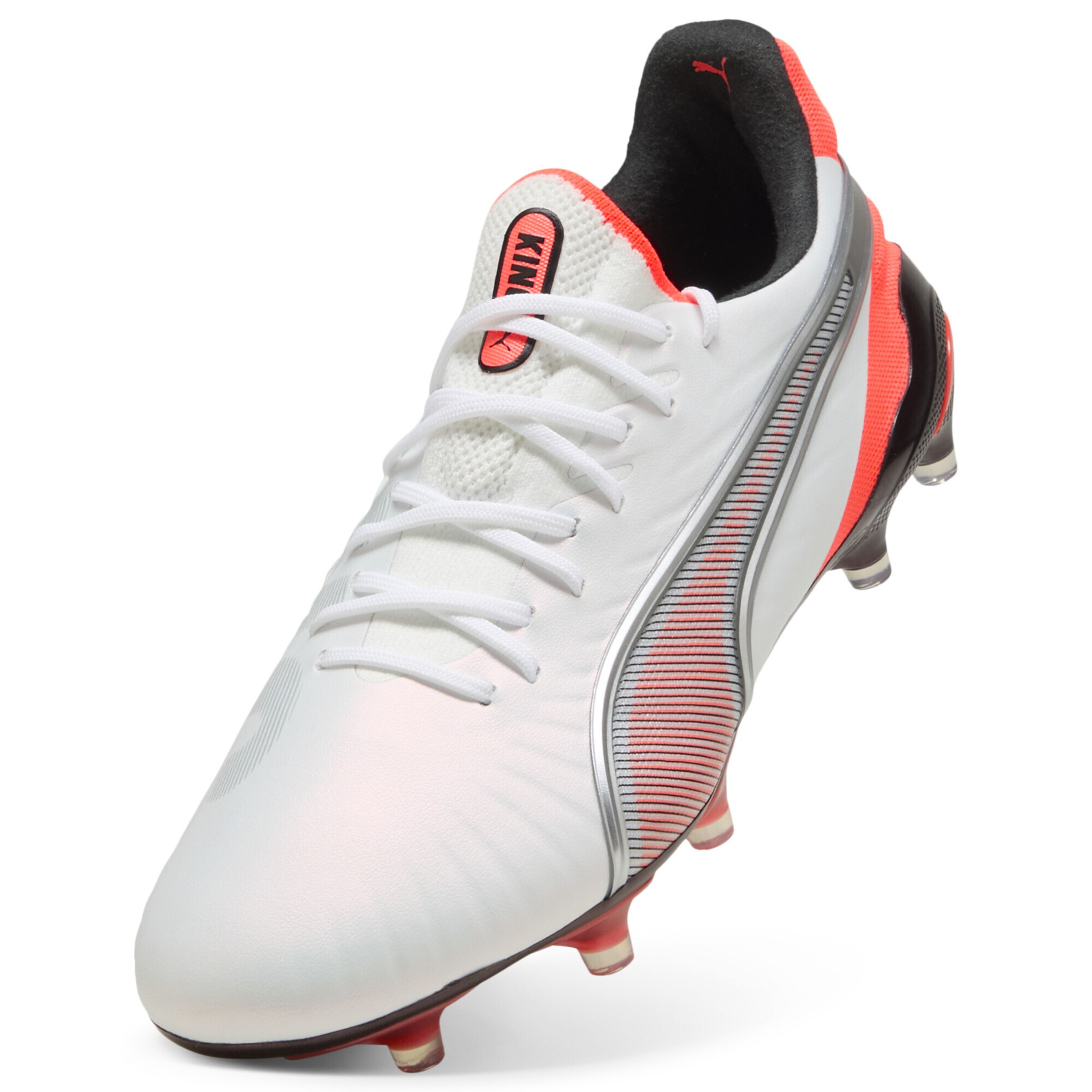 PUMA Soccer shoe 'King Ultimate' in White