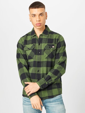 DICKIES Regular fit Overhemd 'New Sacramento' in Groen: voorkant