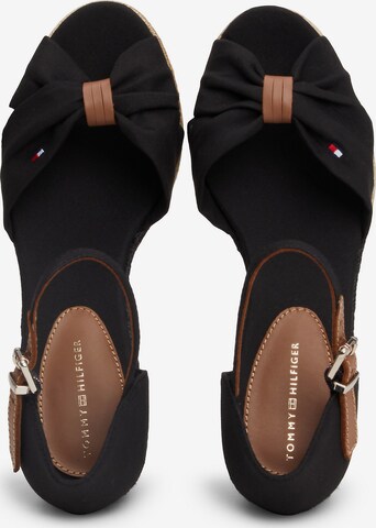 TOMMY HILFIGER - Sandalias en negro