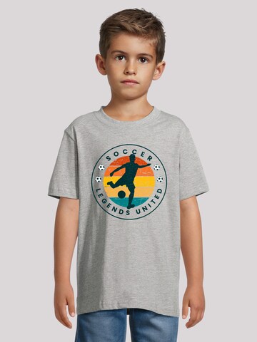 F4NT4STIC Shirt 'Soccer Legends United' in Grijs: voorkant