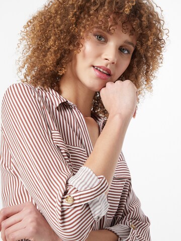 Chemisier 'Bumpy' VERO MODA en marron