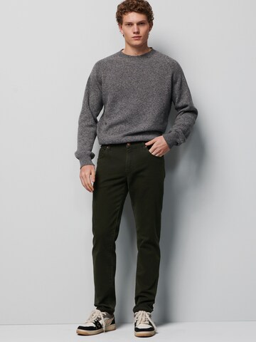 MEYER Slim fit Pants in Green