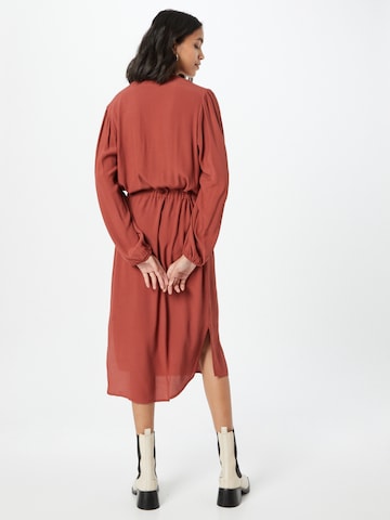 SOAKED IN LUXURY Shirt Dress 'Helia' in Brown