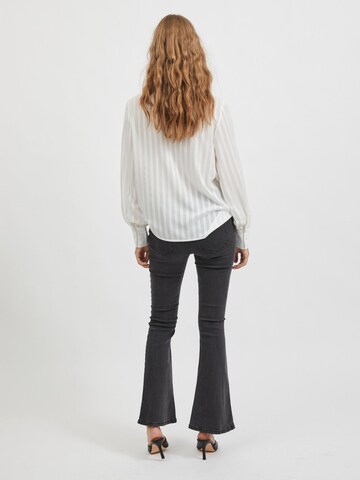 VILA Flared Jeans in Zwart