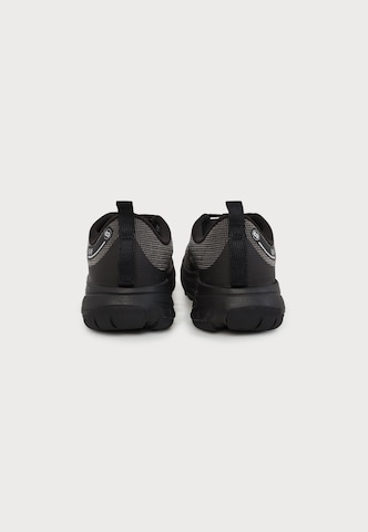 KEEN Полуботинки 'ROAM' в Черный