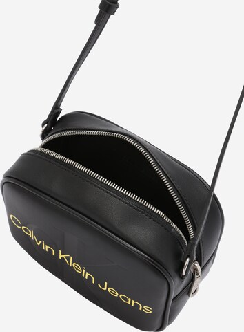 Sac à bandoulière Calvin Klein Jeans en noir