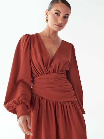 BWLDRKoktel haljina 'Merry' - smeđa boja