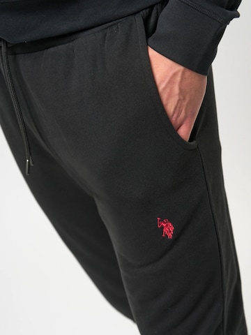 Effilé Pantalon 'Ashlar' U.S. POLO ASSN. en noir