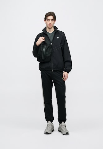 Nike Sportswear Overgangsjakke 'AIR' i sort