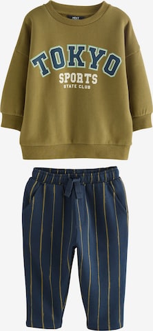 Next Setti värissä vihreä: etupuoli