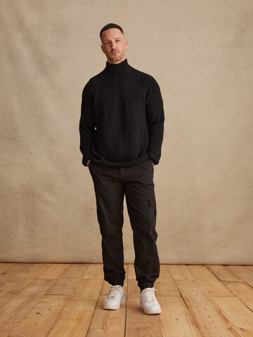 DAN FOX APPAREL Sweater 'Kadir' in Black