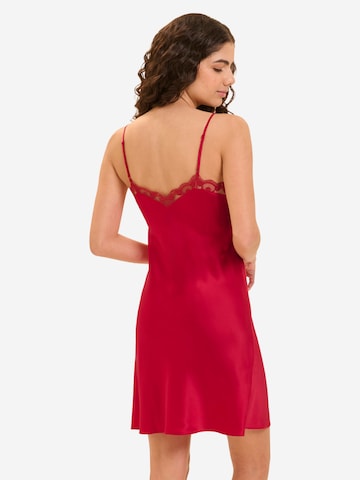 Simone Perele Negligee 'Love me' in Red