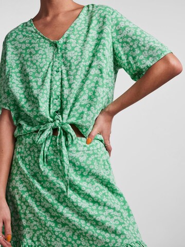 Camicia da donna 'Nya' di PIECES in verde