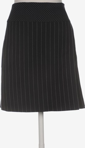 Kenneth Cole Skirt in M in Black: front