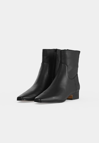 STEVE MADDEN Nízké kozačky 'Dusty' – černá