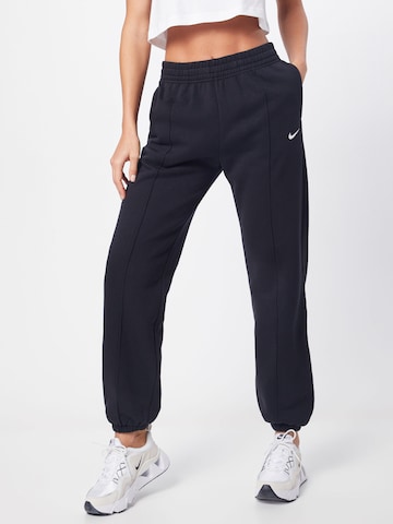 Tapered Pantaloni di Nike Sportswear in nero: frontale