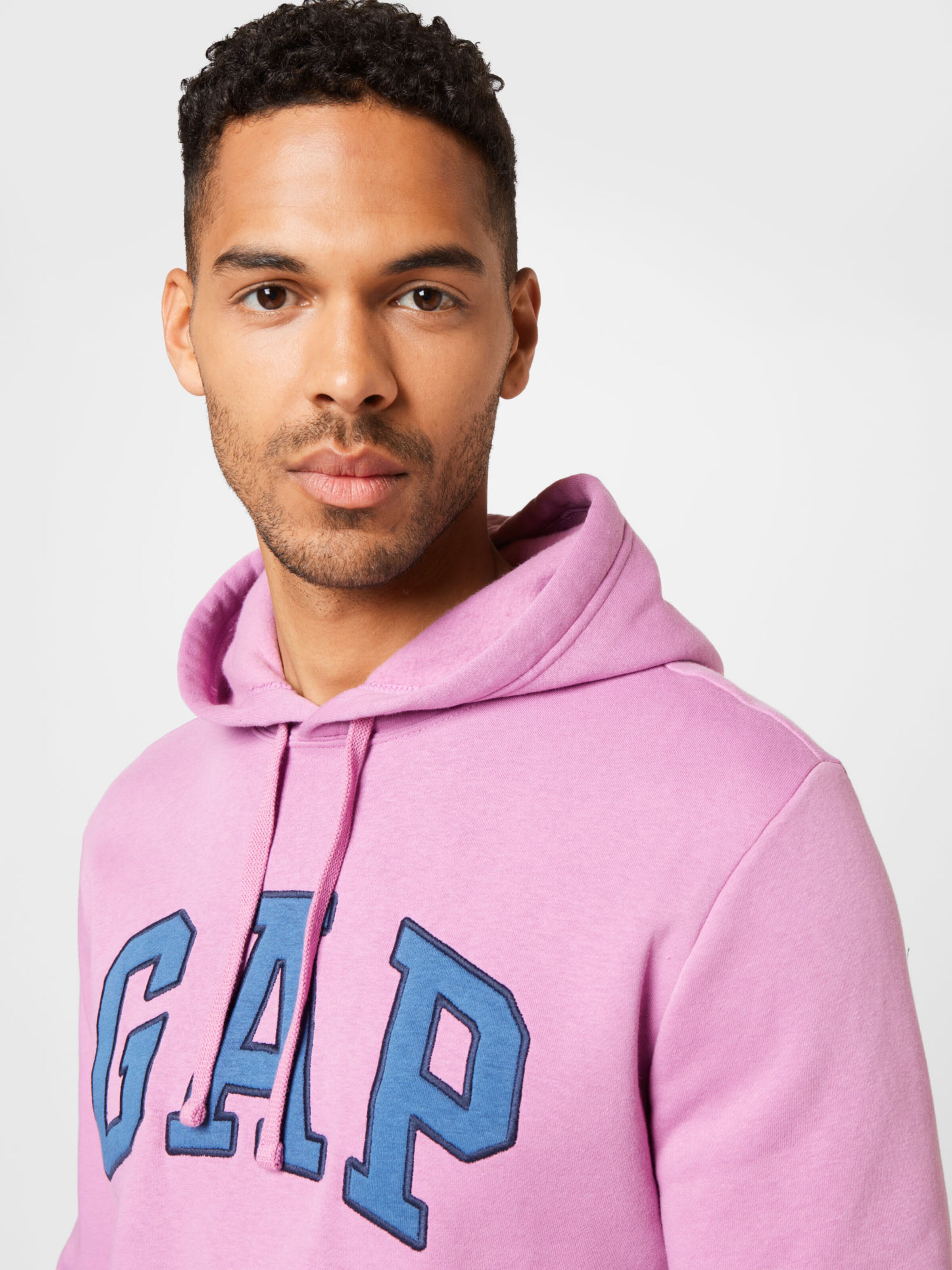 GAP Sudadera en Lila | ABOUT YOU