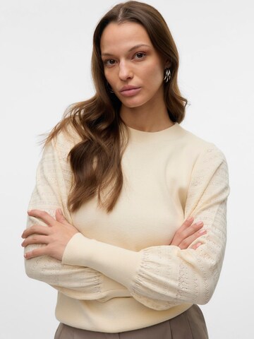 VERO MODA Sweater in Beige