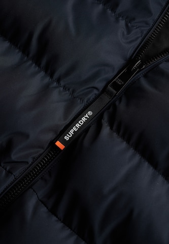 Veste d’hiver Superdry en bleu